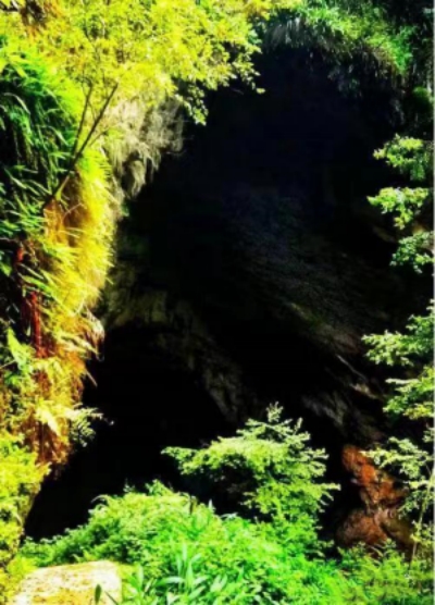 风景独好 诗意石屏(十章)(图8) 2-230HPT43OM.jpg