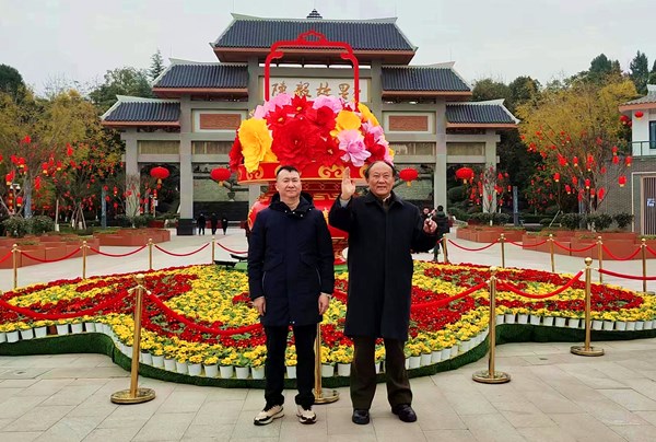 特型演员缪世璇春节期间到四川乐至缅怀陈毅元帅(图2) 微信图片_20240211140755.jpg