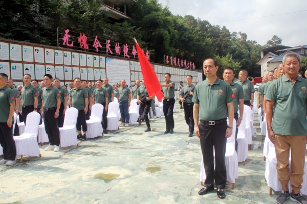 祁连山下战友情 四十周年再相逢 ——原56师邱少云部队泸县籍