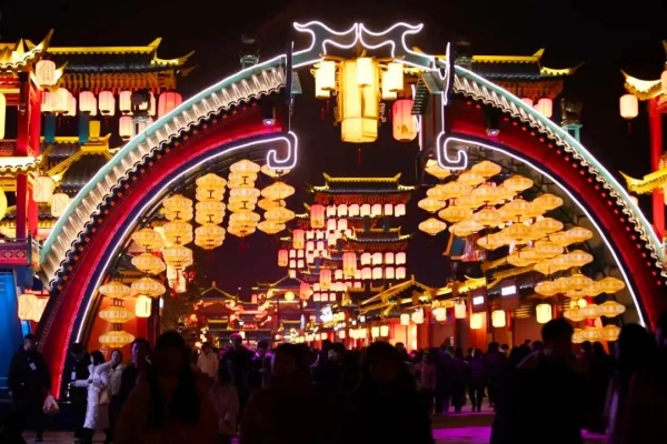 月满中秋 酒城泸州怎么耍?(图3) f19baa78ffa649df8152df3af6b0d79e (2).jpg
