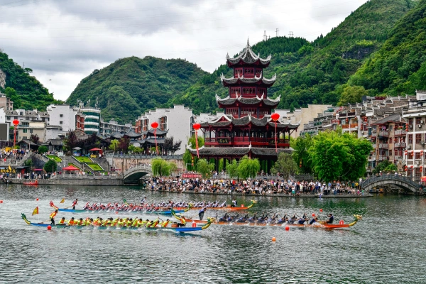 镇远 㵲阳河上的古城(图1) 85e24dc27ec245c980ace781a9911248.jpg