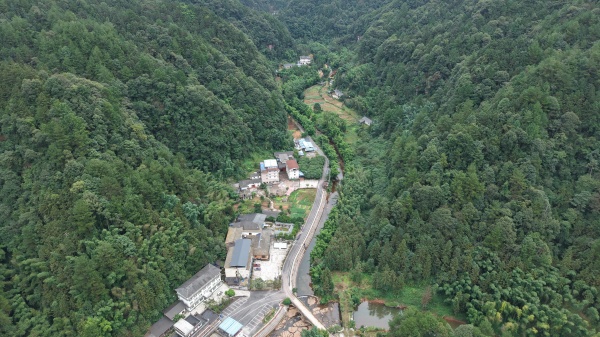 把康养步道建成民生坦途 顺阳溪瑶寨“绿色通道”落地的思考(图2) 图片1.png333.jpg