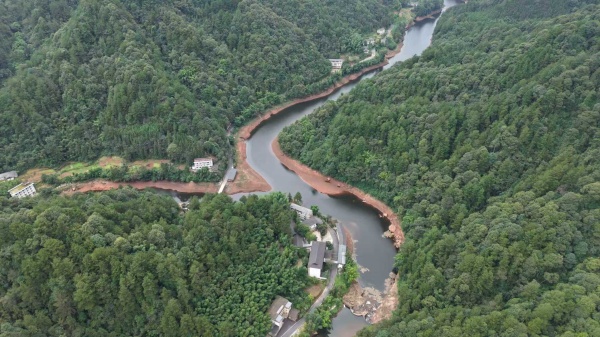 把康养步道建成民生坦途 顺阳溪瑶寨“绿色通道”落地的思考(图3) 图片1.png444.jpg