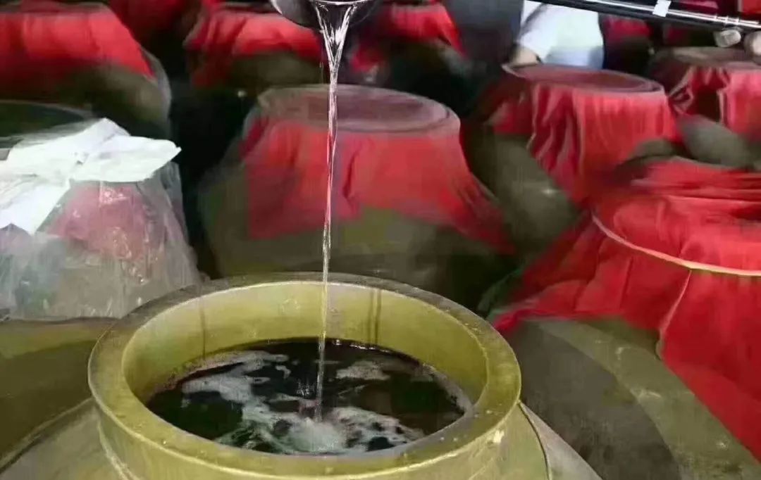 经过三年坛陈灌装出厂的酱香酒再存放几年口感最好?(图1) 图片